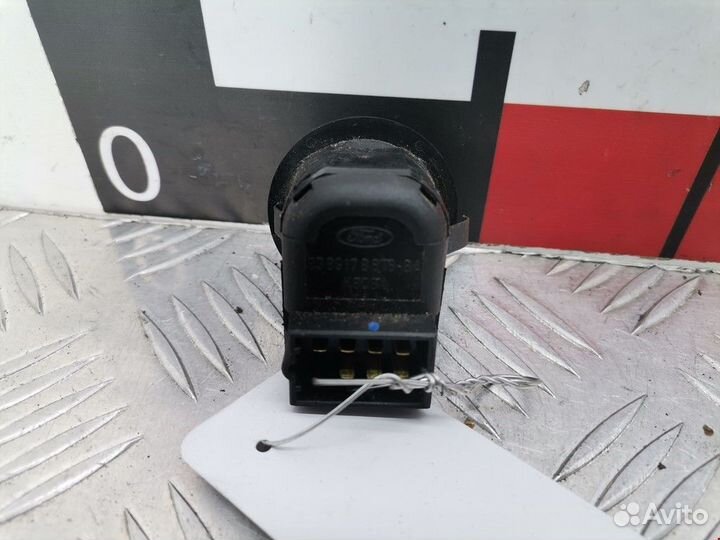 Кнопка (выключатель) Ford Mondeo 3 2002 4495427