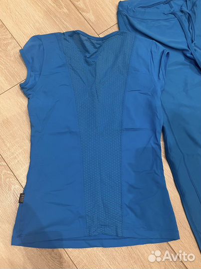 Спортивный костюм женский