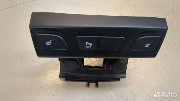 Кнопка обогрева сидений Hyundai ix 35, 2012