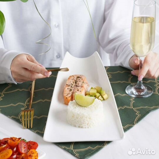 Тарелка сервировочная