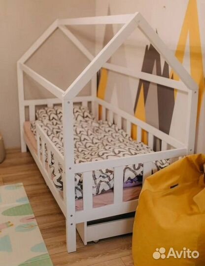Кровать детская