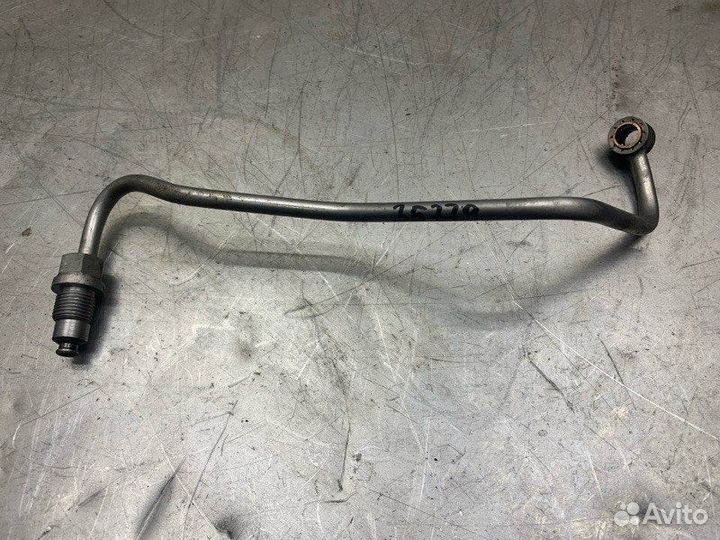 Трубка подачи масла в турбину Renault Megane