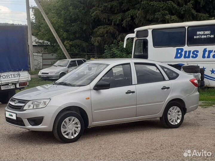 LADA Granta 1.6 МТ, 2015, 38 000 км