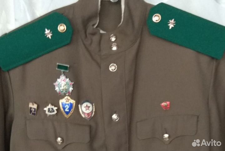 Гимнастерка, галифе, ремень, фуражка