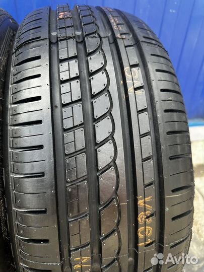 Pirelli P Zero Rosso 205/50 R17