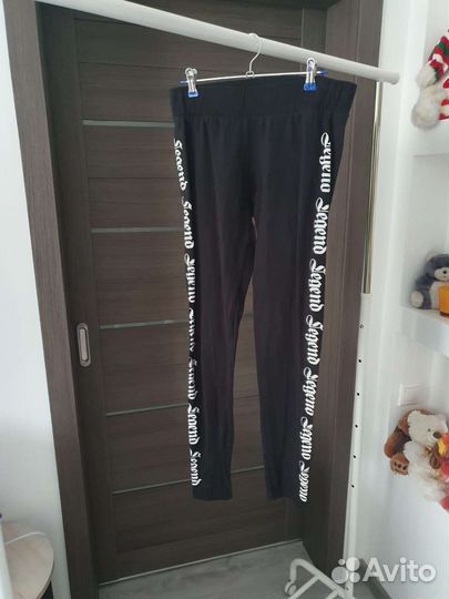 Тайтсы женские черные