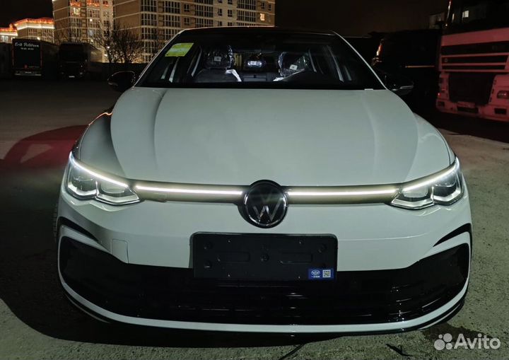 Volkswagen Golf 1.4 AT, 2024, 50 км