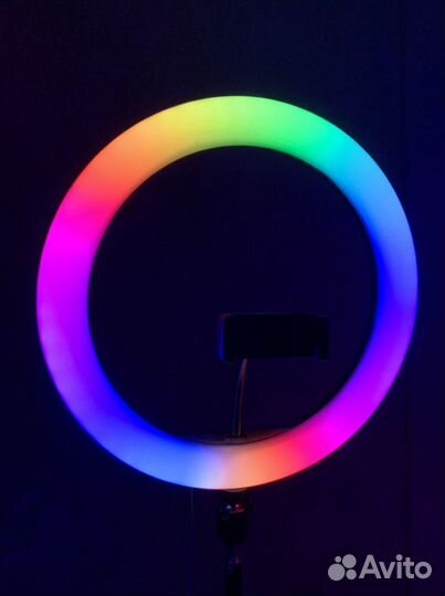 Кольцевая лампа со штативом