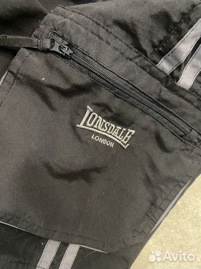 Шорты Lonsdale