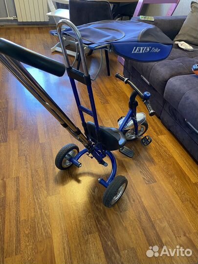 Детский трехколесный велосипед