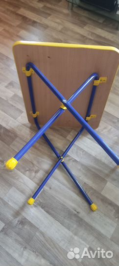 Детский стол и стул