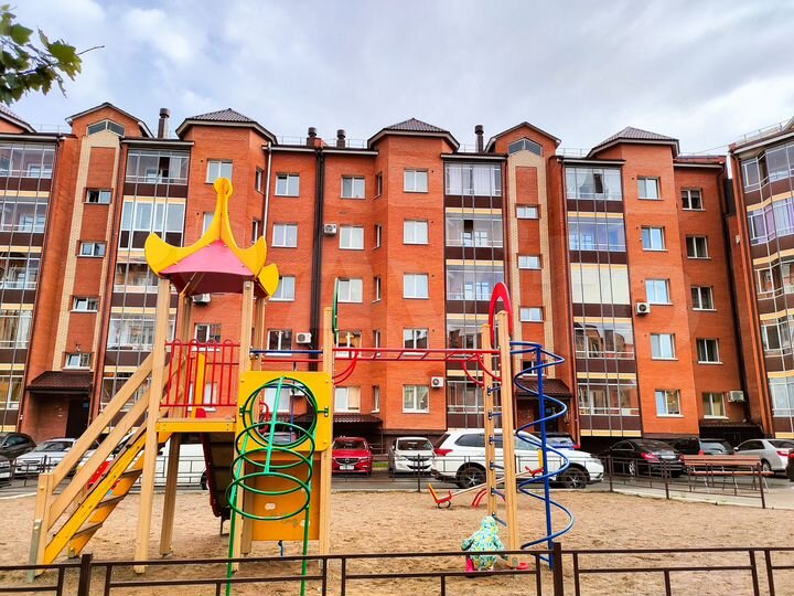 3-к. квартира, 89,2 м², 2/5 эт.