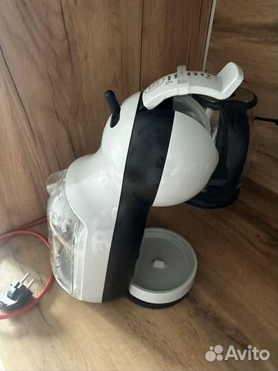 Капсульная кофемашина dolce gusto