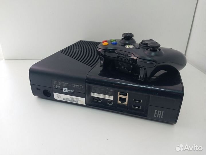 Игровые приставки Xbox 360 360e