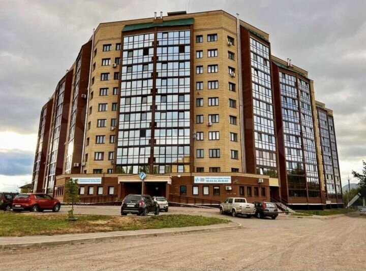 1-к. квартира, 48 м², 1/10 эт.