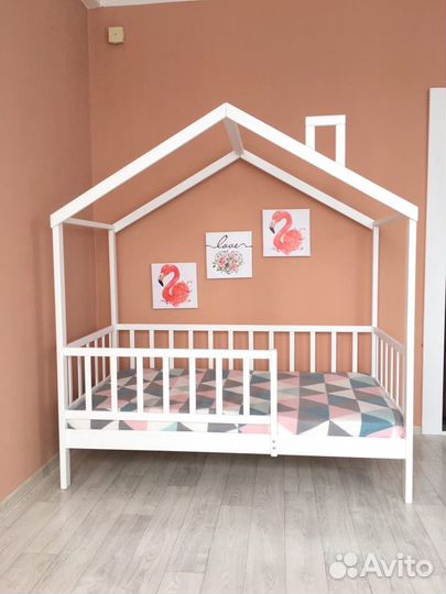 Детская кровать домик новая