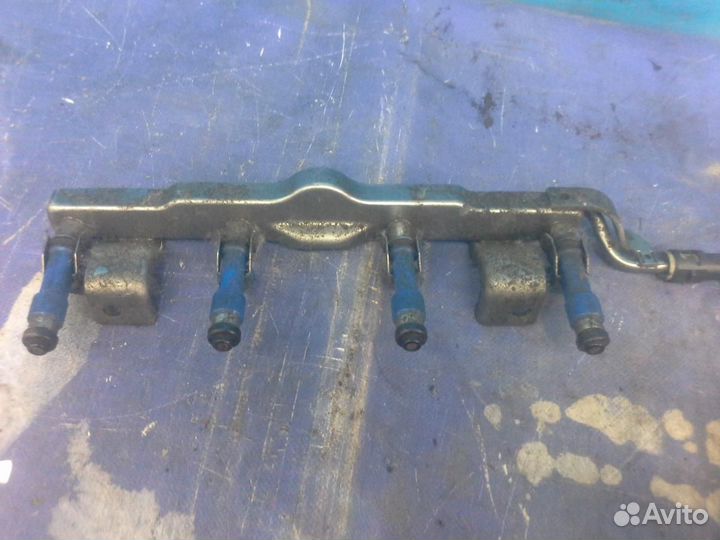 Рейка топливная (рампа) Mazda 3 (BL) 2009-2013