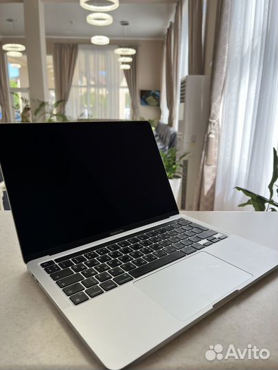 Macbook pro 13 m1