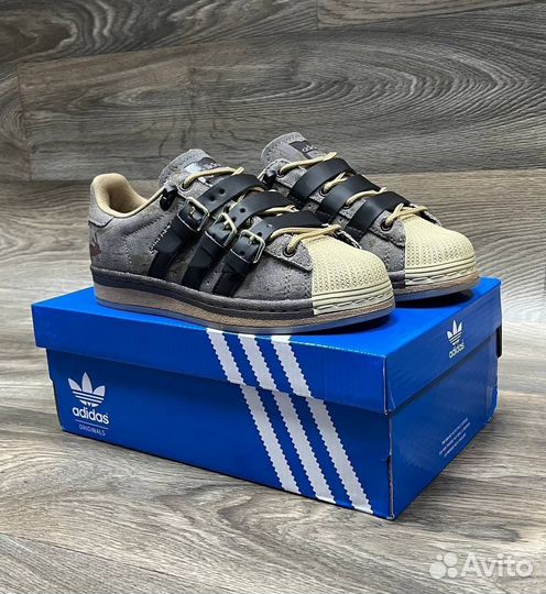 Adidas supestar rabbit hole