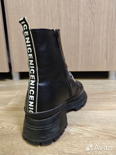 Ботинки демисезонные женские 40размер