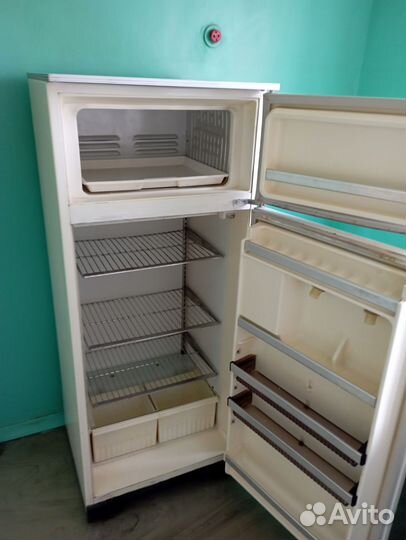 Холодильник бу