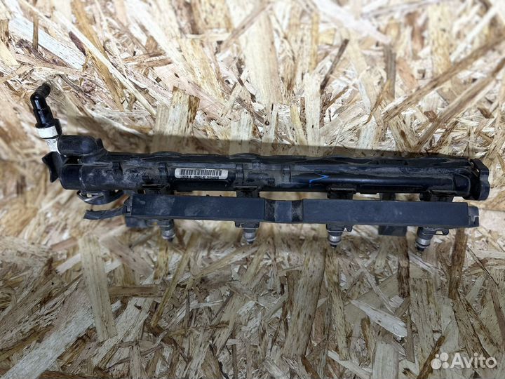 Топливная рампа Ford Focus 3 1.6 -125 лс