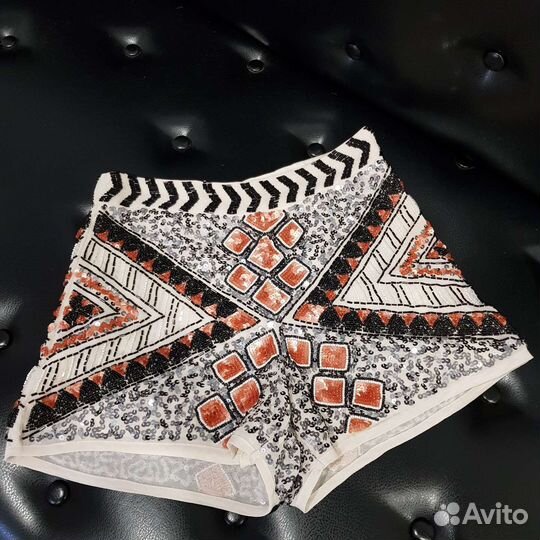Шорты расшитые бисером xs-s