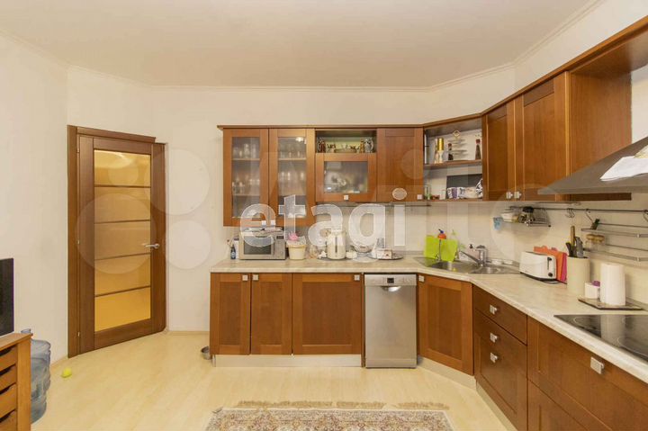 3-к. квартира, 109,1 м², 4/10 эт.