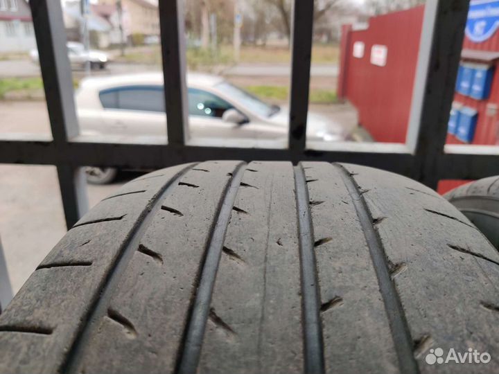 Yokohama BluEarth RV-02 225/60 R17