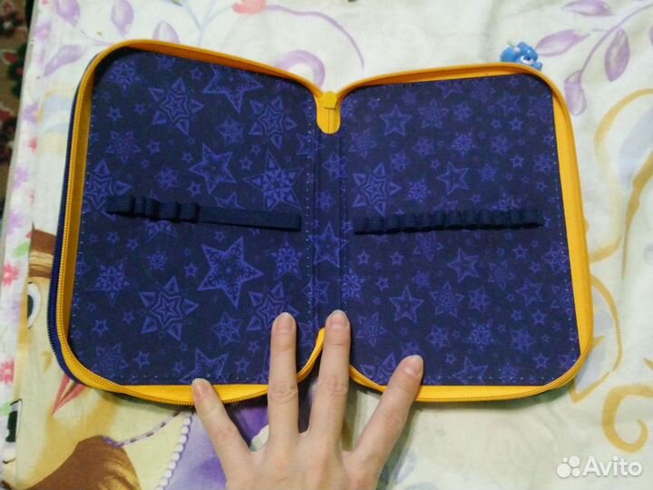 Пенал школьный