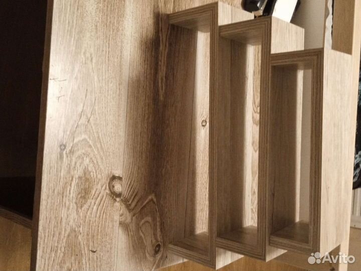 Полка навесная деревянная