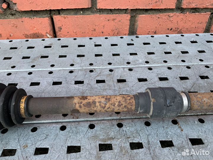 Mitsubishi Lancer 10 Привод (Полуось) передний RH