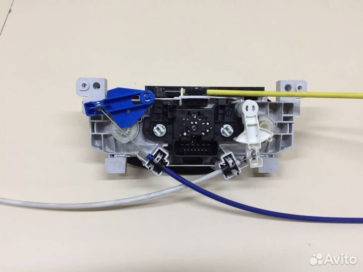 Блок управления отопителем Renault Logan 2 2014