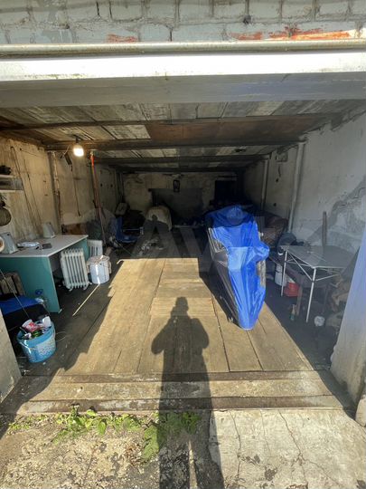 Гараж, > 30 м²