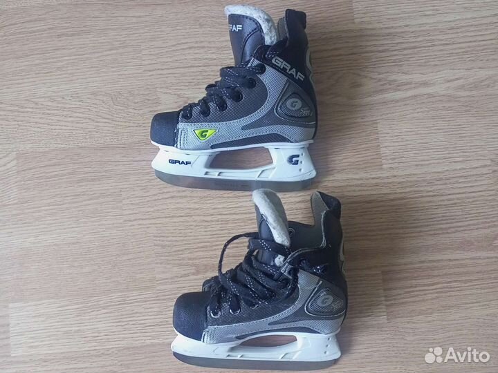 Коньки хоккейные