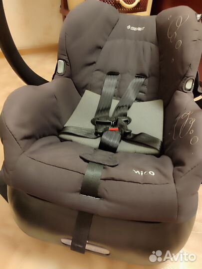 Автолюлька maxi cosi с базой isofix