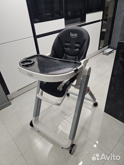 Стульчик для кормления Nuovita Futuro Senso Bianco