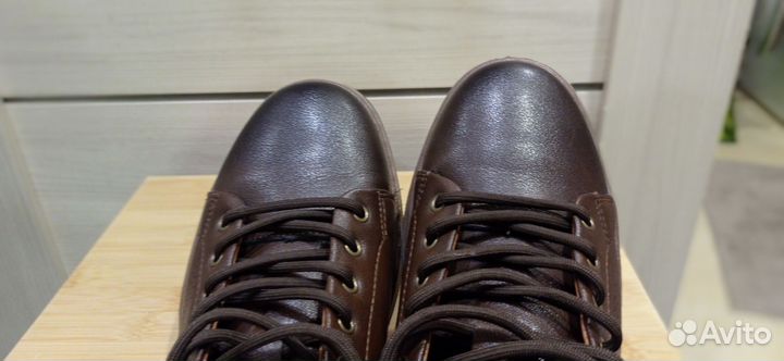 Кожаные ботинки