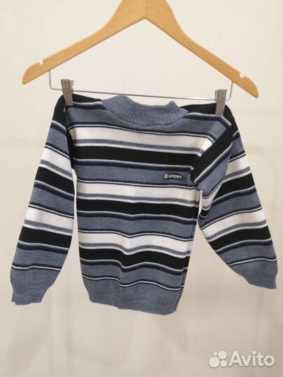 Свитер детский