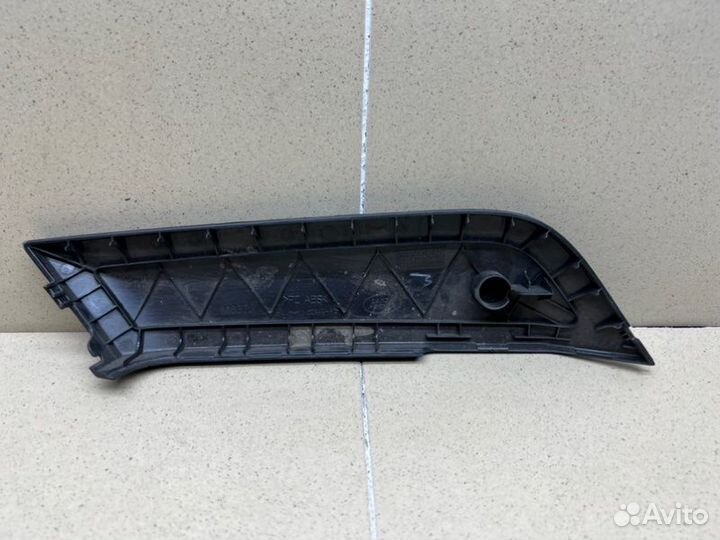 Накладка ручки внутренней правая Land Rover