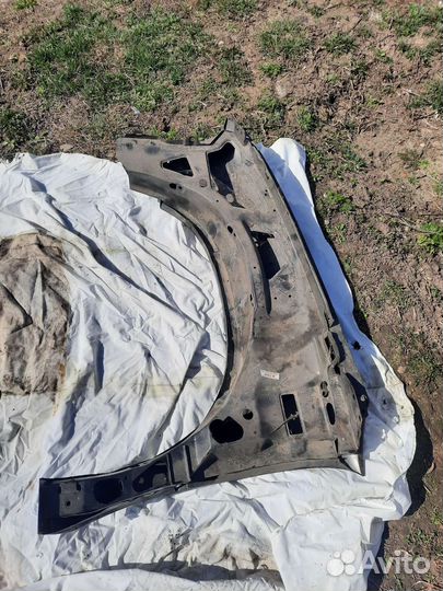 Крыло переднее правое Ford f150