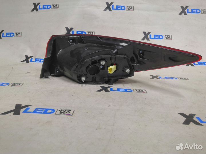 Фонарь Mazda 3 BM 2016 левый в крыло