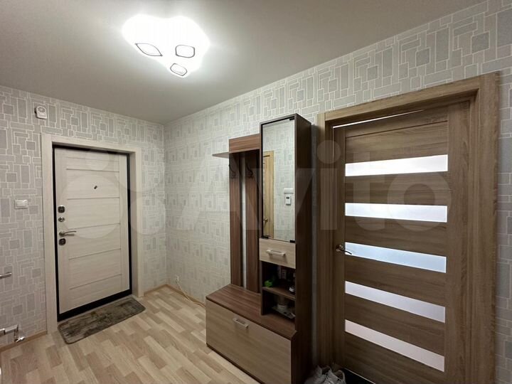 3-к. квартира, 80,4 м², 1/10 эт.