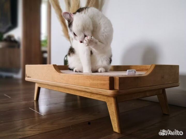 Лежанка для кошек / домик