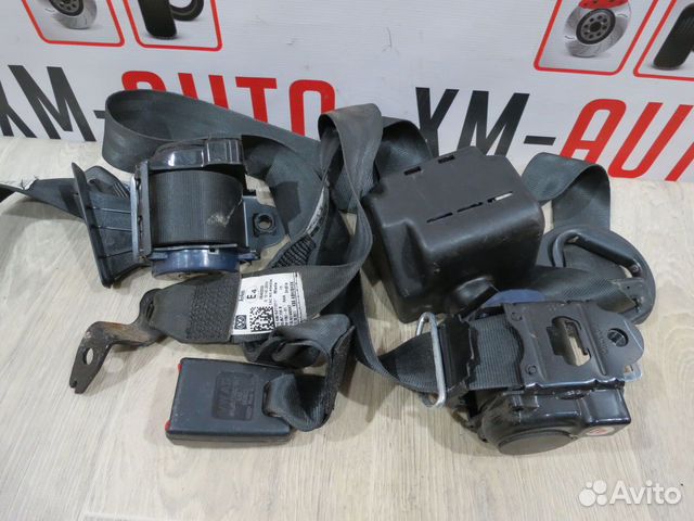 Ремень безопасности Volkswagen Polo