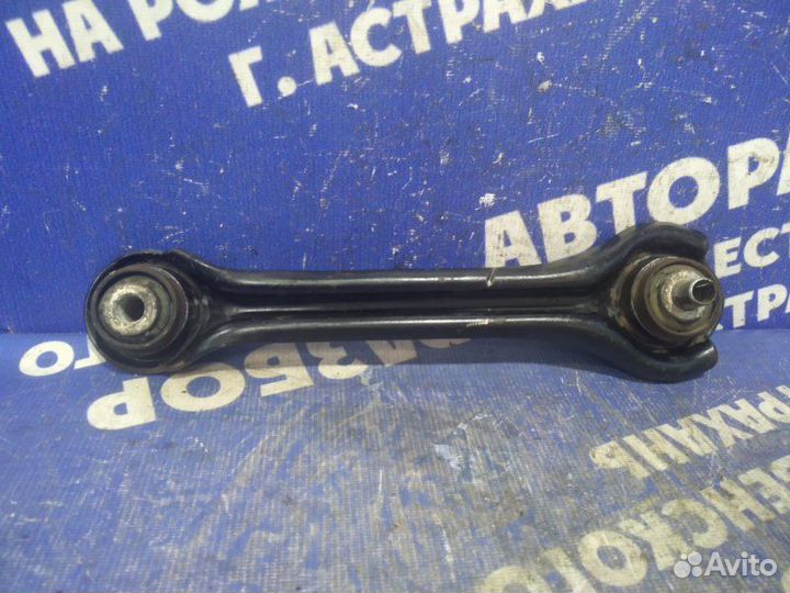 Рычаг задний правый верхний Mercedes-Benz W202