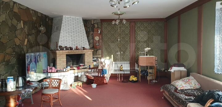 Дом 167 м² на участке 13 сот.