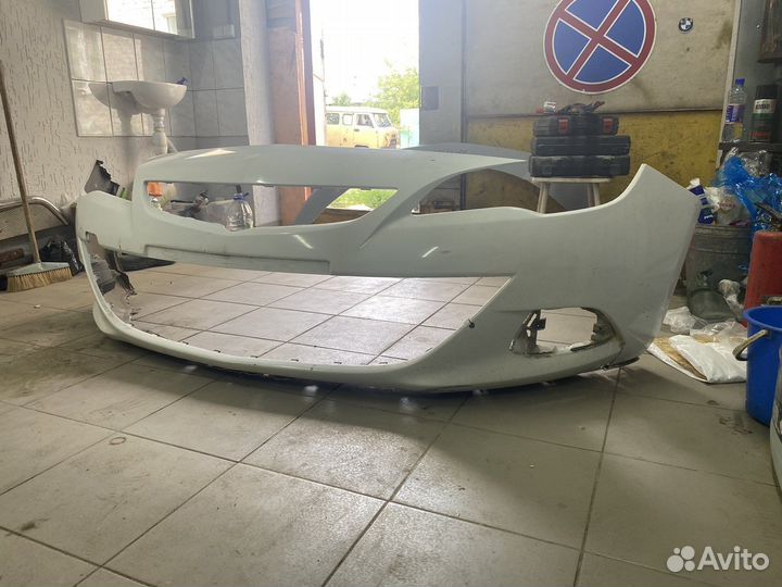 Передний бампер opel astra j gtc