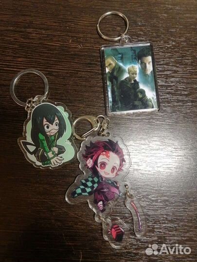 Мерч по разным фандомам