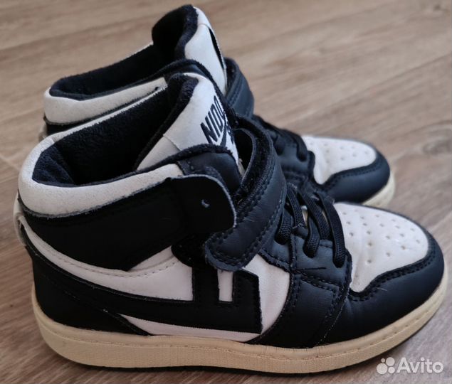 Кроссовки детские р30